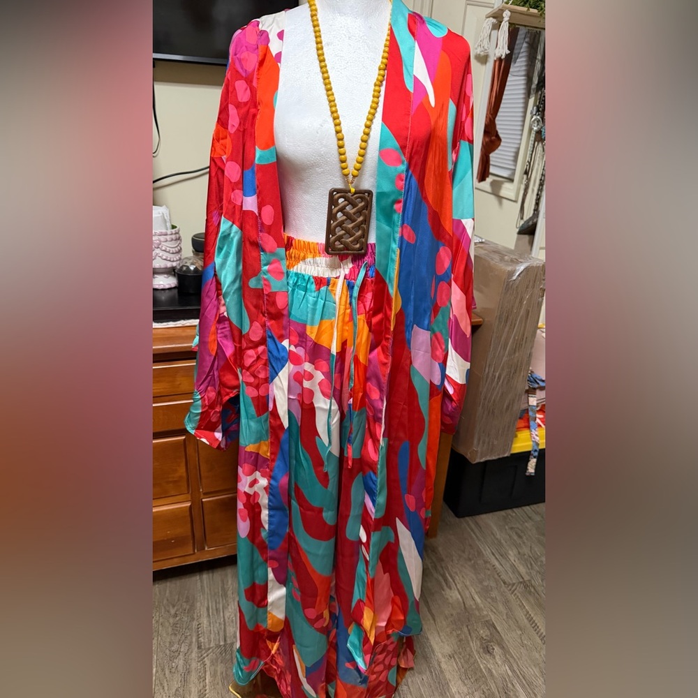 Flying Tomato Multicolor Satin belted Kimono Ensemble set - Picture 11 of 17